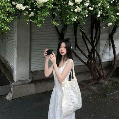 一个唱，一个不唱